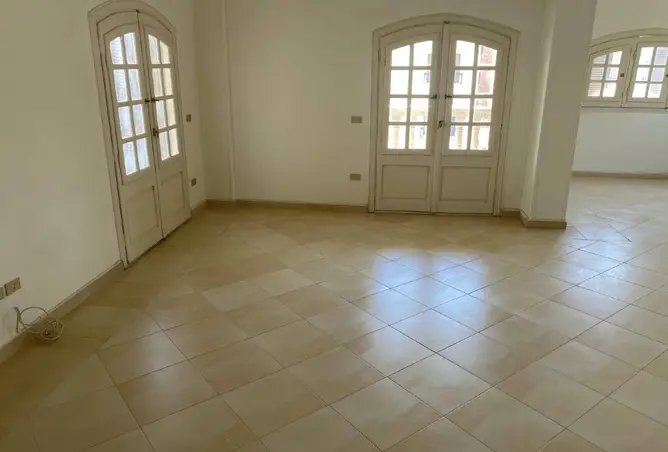 111881640 - Property Image 3