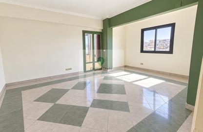 شقة - 2 - 2 للايجار في شارع عبد العزيز البشري - ميدان المحكمة - مصر الجديدة - القاهرة