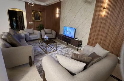 Villa - 5 Bedrooms - 5 Bathrooms for rent in American University Housing District - 5th Settlement Compounds - The 5th Settlement - New Cairo City - Cairo