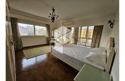Apartment - 3 Bedrooms - 3 Bathrooms for rent in Mohamed Mazhar St. - Zamalek - Cairo
