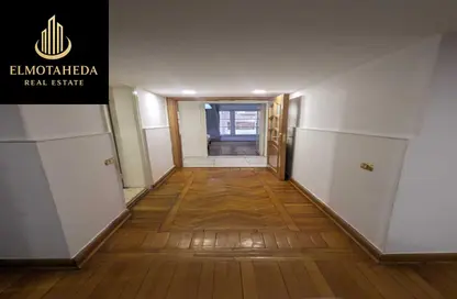 Apartment - 4 Bedrooms - 3 Bathrooms for sale in Sarayat Al Maadi - Hay El Maadi - Cairo