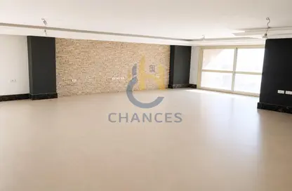 Apartment - 3 Bedrooms - 3 Bathrooms for sale in Tijan - Zahraa El Maadi - Hay El Maadi - Cairo