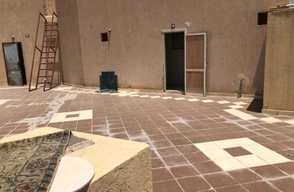 Apartment - 3 Bedrooms - 3 Bathrooms for rent in Area B - Ganoob El Acadimia - New Cairo City - Cairo