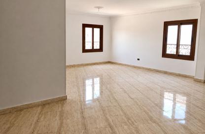 Apartment - 3 Bedrooms - 3 Bathrooms for rent in Area B - Ganoob El Acadimia - New Cairo City - Cairo