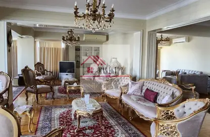 شقة - 3 غرف نوم - 3 حمامات للبيع في شارع النيل - الدقي - الجيزة