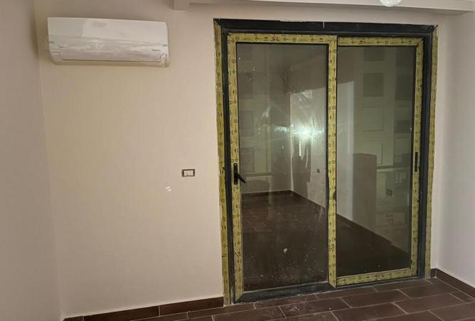 8639403 - Property Image 2