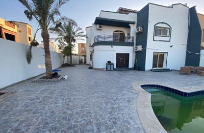 Villa - 5 Bedrooms - 5 Bathrooms for sale in Mubarak 7 - Mubarak Neighborhood - Hurghada - Red Sea