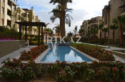 Apartment - 3 Bedrooms - 3 Bathrooms for sale in Swan Lake Residence - 5th Settlement Compounds - The 5th Settlement - New Cairo City - Cairo