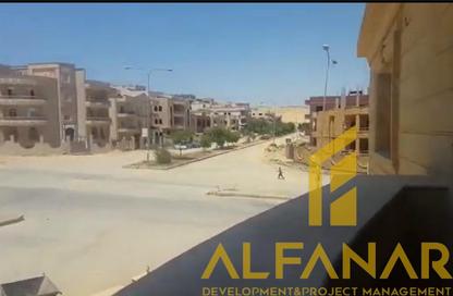 فيلا - 8 غرف نوم - 7 حمامات للبيع في الحي الرابع - مدينة العبور - القليوبية