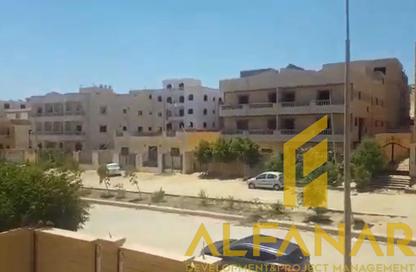 فيلا - 8 غرف نوم - 7 حمامات للبيع في الحي الرابع - مدينة العبور - القليوبية