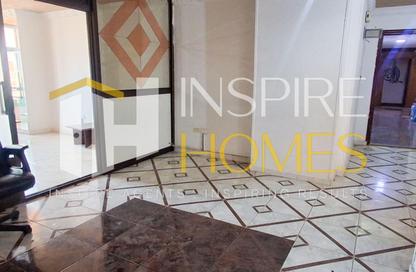 Office Space - Studio - 1 Bathroom for sale in El Mansheya - Hay El Gomrok - Alexandria