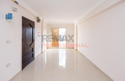 Apartment - 2 - 1 for sale in Al Mosheer Ahmed Ismail St. - Sidi Gaber - Hay Sharq - Alexandria