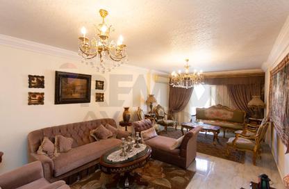 Apartment - 3 Bedrooms - 2 Bathrooms for sale in Laurent - Hay Sharq - Alexandria