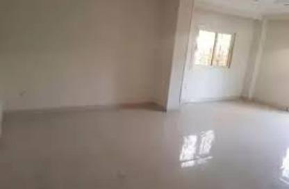 Apartment - 4 Bedrooms - 2 Bathrooms for sale in Al Kholafaa El Rashedeen ( Al Teraa ) St. - Al Mansoura - Al Daqahlya