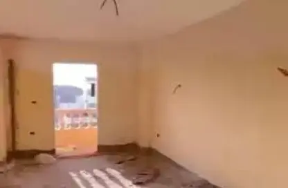 شقة - 4 غرف نوم - 2 حمامات للبيع في شارع الخلفاء الراشدين(الترعة) - المنصورة - الدقهلية