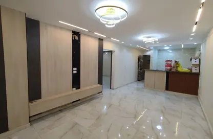 Apartment - 2 Bedrooms - 1 Bathroom for sale in Hadayek El Ahram - Giza