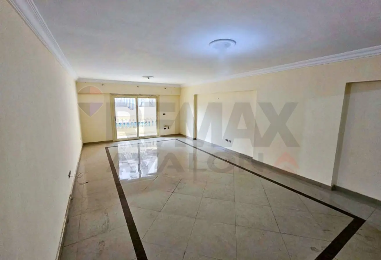 117283409 - Property Main Image