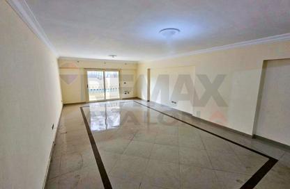 Apartment - 3 - 3 for sale in Khalil Mutran St. - Saba Basha - Hay Sharq - Alexandria