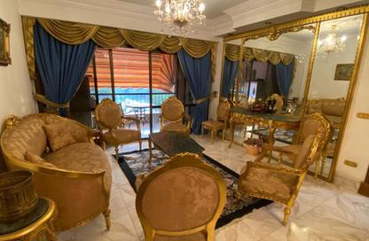 Apartment - 2 Bedrooms - 1 Bathroom for rent in Al Montaza St. - El Hegaz Square - El Nozha - Cairo