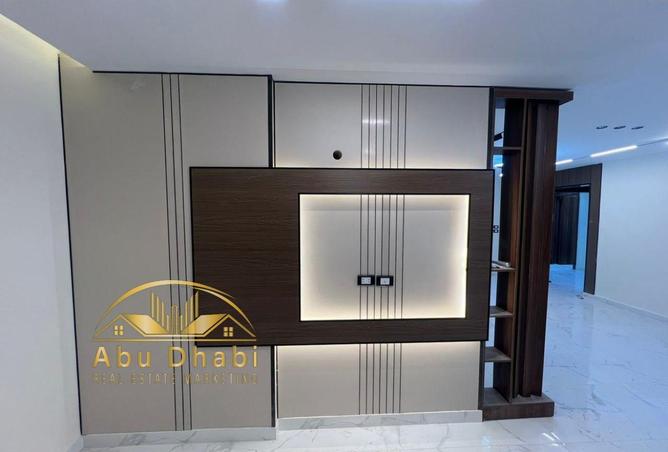 77320528 - Property Image 2