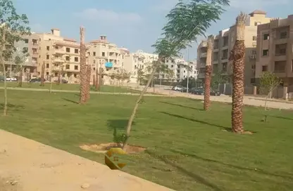 Villa - 4 Bedrooms - 4 Bathrooms for sale in Beverly Hills Road - 17th District - Sheikh Zayed City - Giza