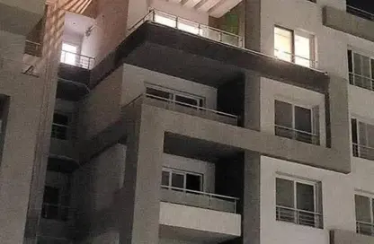 Penthouse - 4 Bedrooms - 4 Bathrooms for sale in Cairo University Compound - Sheikh Zayed Compounds - Sheikh Zayed City - Giza Penthouse - 4 Bedrooms - 4 Bathrooms for sale in Cairo University Compound - Sheikh Zayed Compounds - Sheikh Zayed City - Giza