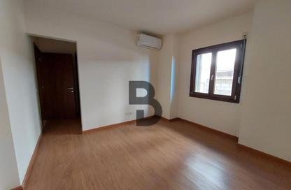 شقة - 2 غرف نوم - 3 حمامات للايجار في بيراميدز هايتس - طريق مصر اسكندرية الصحراوي - مدينة 6 أكتوبر - الجيزة