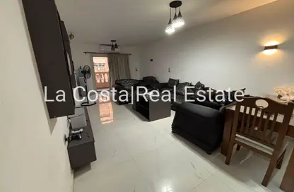 Apartment - 3 Bedrooms - 2 Bathrooms for sale in Nasr City - Cairo