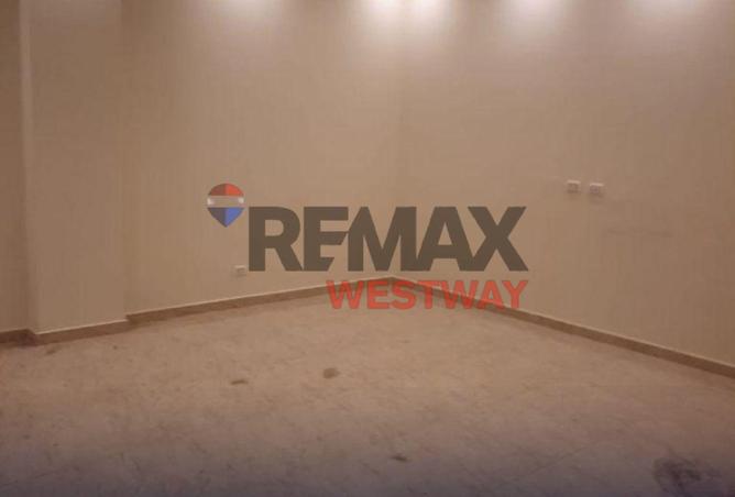 70364655 - صورة العقار 3