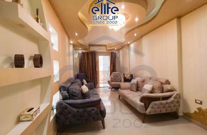 Apartment - 3 Bedrooms - 2 Bathrooms for sale in Camp Chezar - Hay Wasat - Alexandria