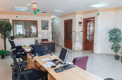 Apartment - 3 Bedrooms - 2 Bathrooms for sale in Omar Lotfy St. - Ibrahimia - Hay Wasat - Alexandria