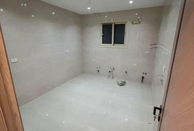 52967870 - صورة العقار 3