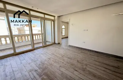 Apartment - 2 Bedrooms - 2 Bathrooms for rent in Salah Salem St. - Roxy - Heliopolis - Masr El Gedida - Cairo