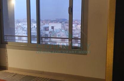 Apartment - 1 - 1 for sale in Palm Hills Village Gate - South Investors Area - New Cairo City - Cairo