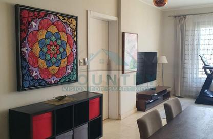 Apartment - 1 - 1 for sale in Palm Hills Village Gate - South Investors Area - New Cairo City - Cairo