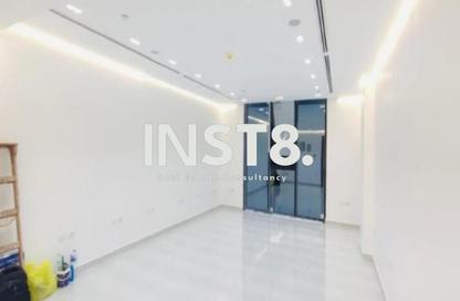 Office Space - Studio - 1 Bathroom for rent in Hyde Park Business District Mall - South Teseen St. - The 5th Settlement - New Cairo City - Cairo