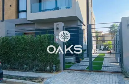 Villa - 5 Bedrooms - 4 Bathrooms for sale in El Patio Vera - Sheikh Zayed Compounds - Sheikh Zayed City - Giza Villa - 5 Bedrooms - 4 Bathrooms for sale in El Patio Vera - Sheikh Zayed Compounds - Sheikh Zayed City - Giza