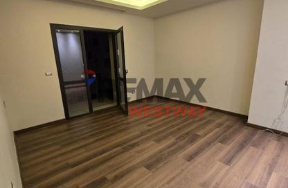 Apartment - 2 Bedrooms - 3 Bathrooms for rent in The Courtyards - Sheikh Zayed Compounds - Sheikh Zayed City - Giza