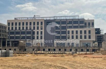 Office Space - Studio - 4 Bathrooms for sale in Swan Lake Residence - 5th Settlement Compounds - The 5th Settlement - New Cairo City - Cairo
