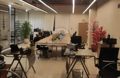 مساحات مكتبية - 3 غرف نوم - 1 حمام للايجار في ذا بورتال - بيفرلي هيلز - كمبوندات الشيخ زايد - الشيخ زايد - الجيزة