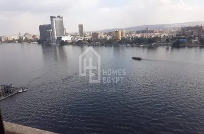 شقة - 3 غرف نوم - 3 حمامات للايجار في شارع النيل - الدقي - الجيزة