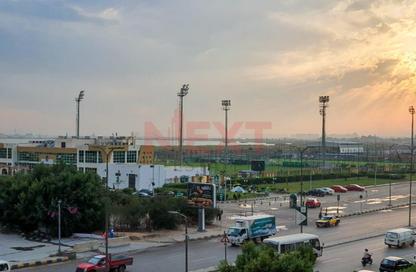 شقة - 3 غرف نوم - 3 حمامات للبيع في سموحة - حي شرق - الاسكندرية