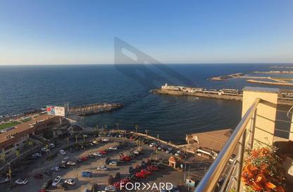 شقة - 4 غرف نوم - 3 حمامات للبيع في طريق الجيش - جليم - حي شرق - الاسكندرية