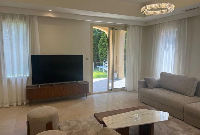 8421301 - Property Image 3