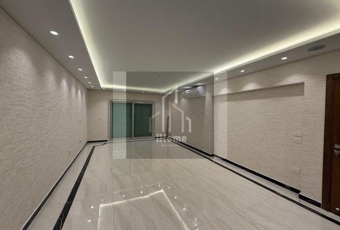 70098737 - Property Main Image