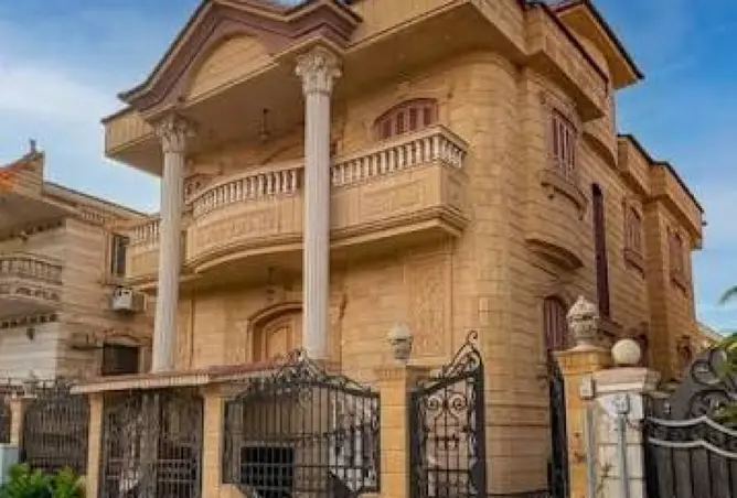 111882064 - Property Image 3