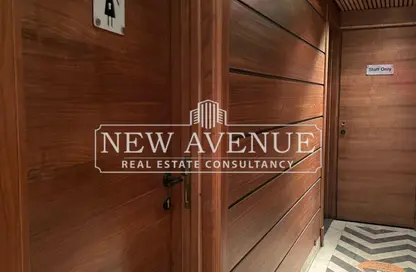 مطعم - استوديو - 2 حمامات للبيع في شارع البارون - الكوربة - مصر الجديدة - القاهرة