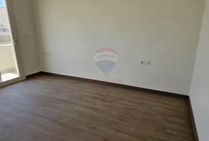 96585117 - Property Image 2