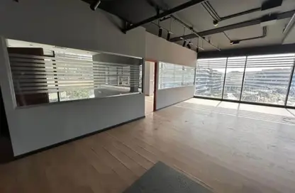 Office Space - Studio - 2 Bathrooms for sale in The portal - Beverly Hills - Sheikh Zayed Compounds - Sheikh Zayed City - Giza