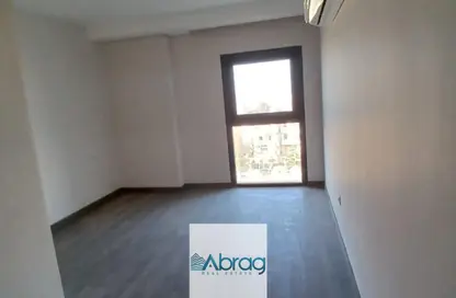 شقة - 3 غرف نوم - 2 حمامات للايجار في اورا - كمبوندات الشيخ زايد - الشيخ زايد - الجيزة